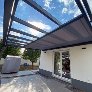 TDLuxor Terrassendach mit Unterdachbeschattung