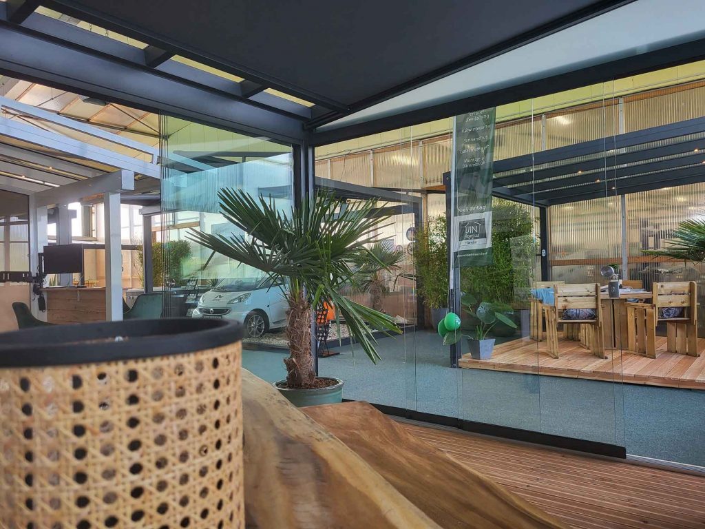 Showrroom_Terrassendachhaendler